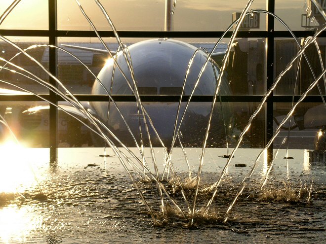 Fountain, Detroit Airport